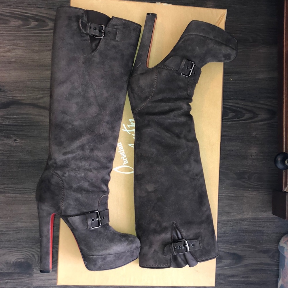 Christian Louboutin Harletty 140 Suede Royal boots